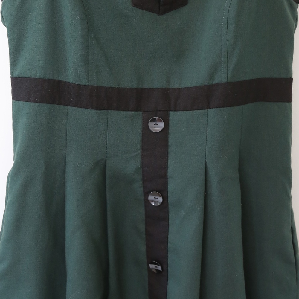 Dress - Picture 4 of 8